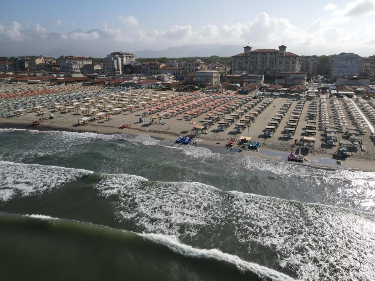 Hotel Tina Viareggio
