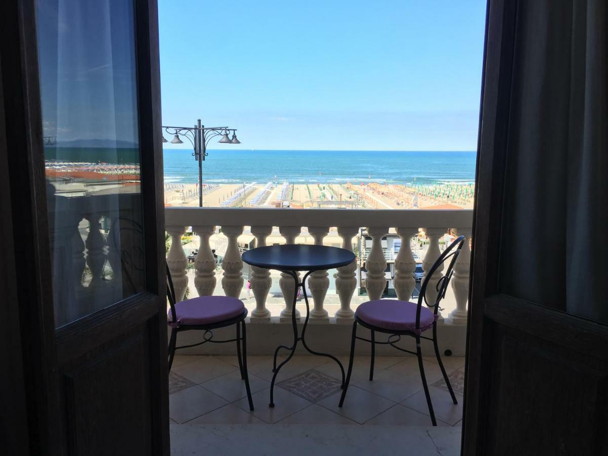 Hotel Tina Viareggio